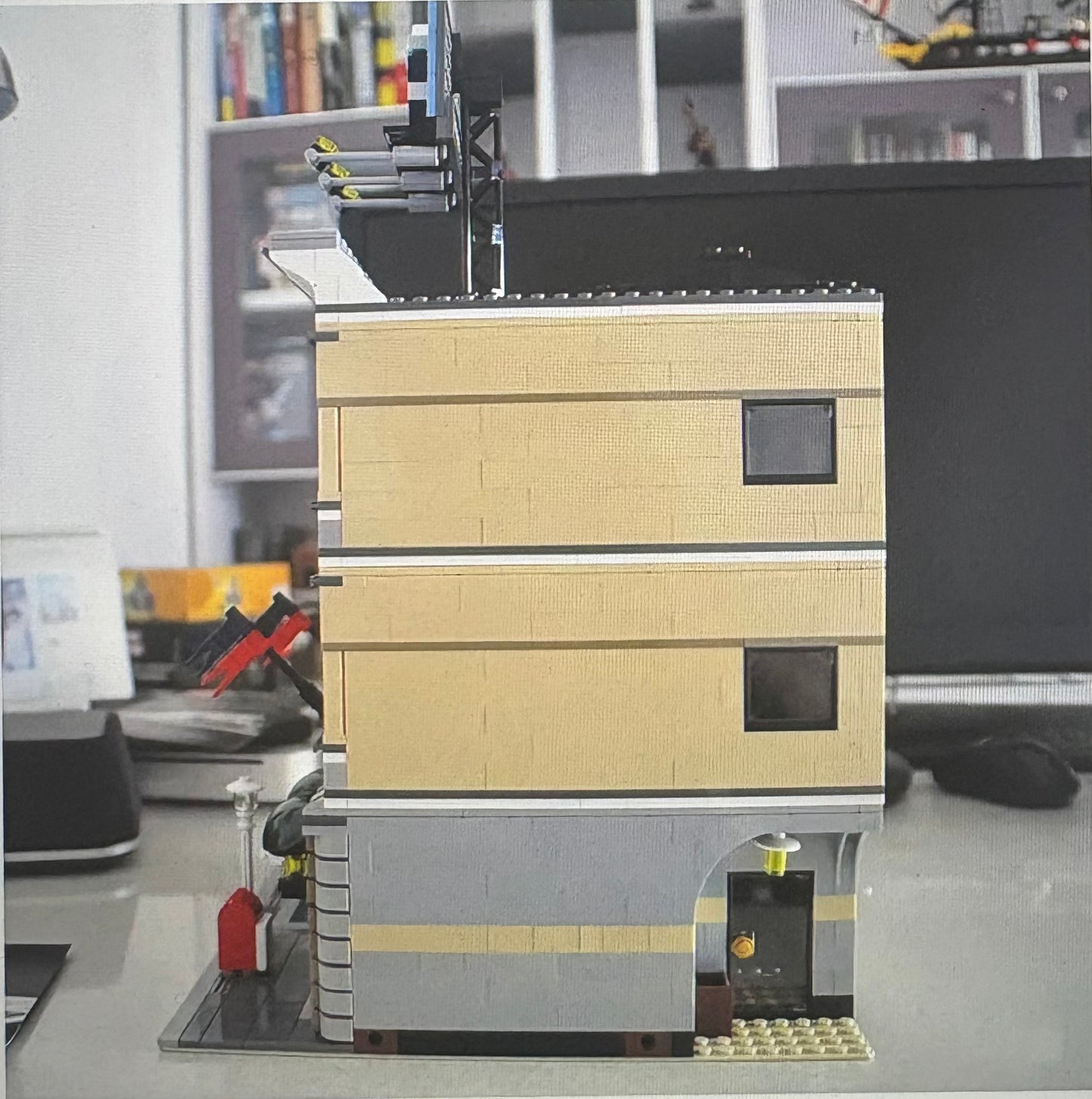 Corner Shop Building Set